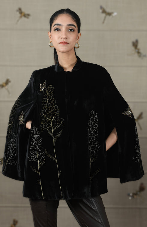 Mauli Velvet Lupine Flower Cape